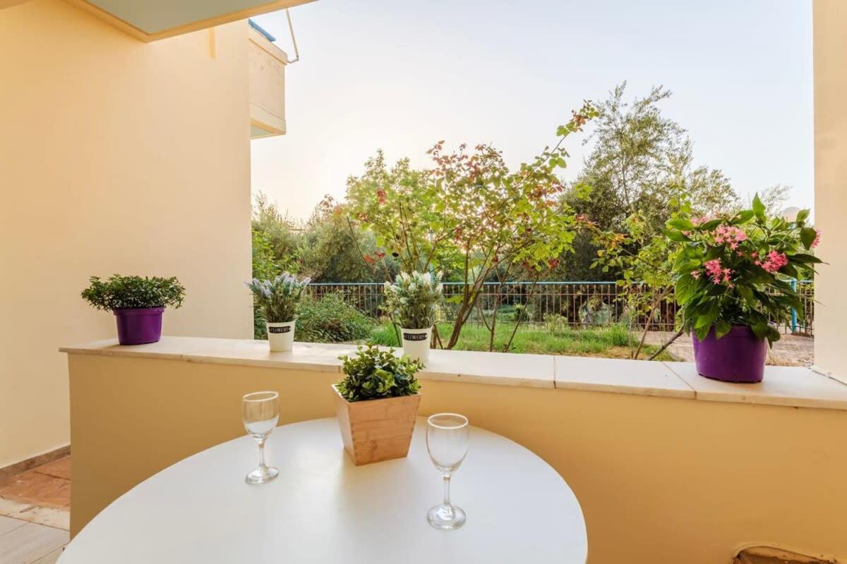 Seaview Terrace Haven-Perfect Location By The Sea Vila Calamata Exterior foto