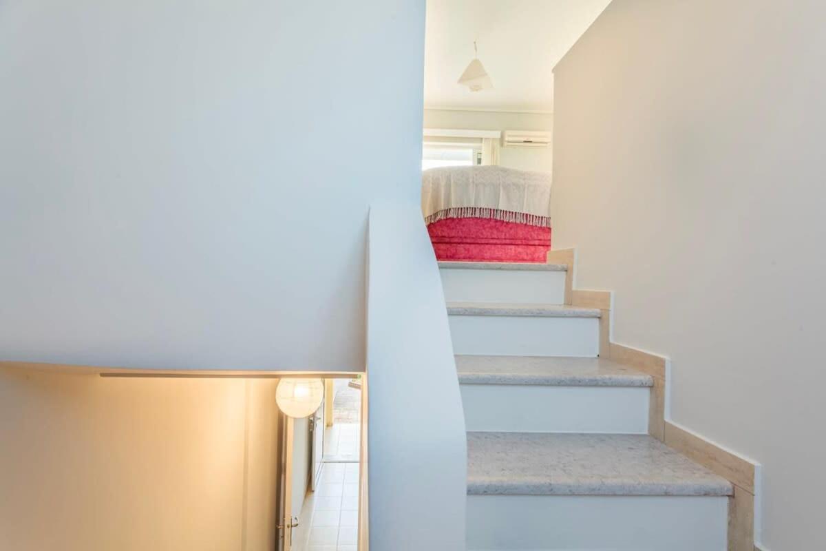 Seaview Terrace Haven-Perfect Location By The Sea Vila Calamata Exterior foto