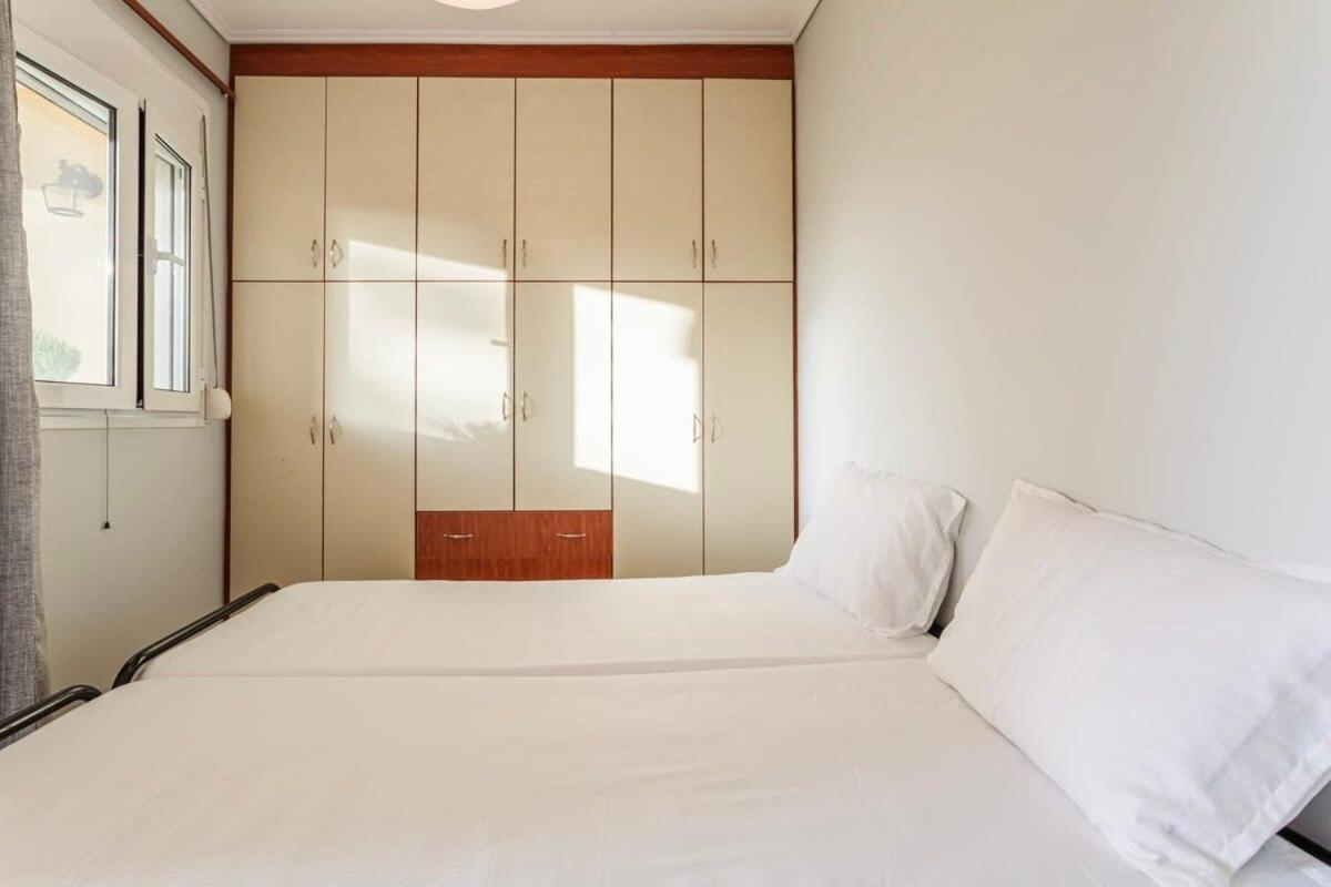 Seaview Terrace Haven-Perfect Location By The Sea Vila Calamata Exterior foto