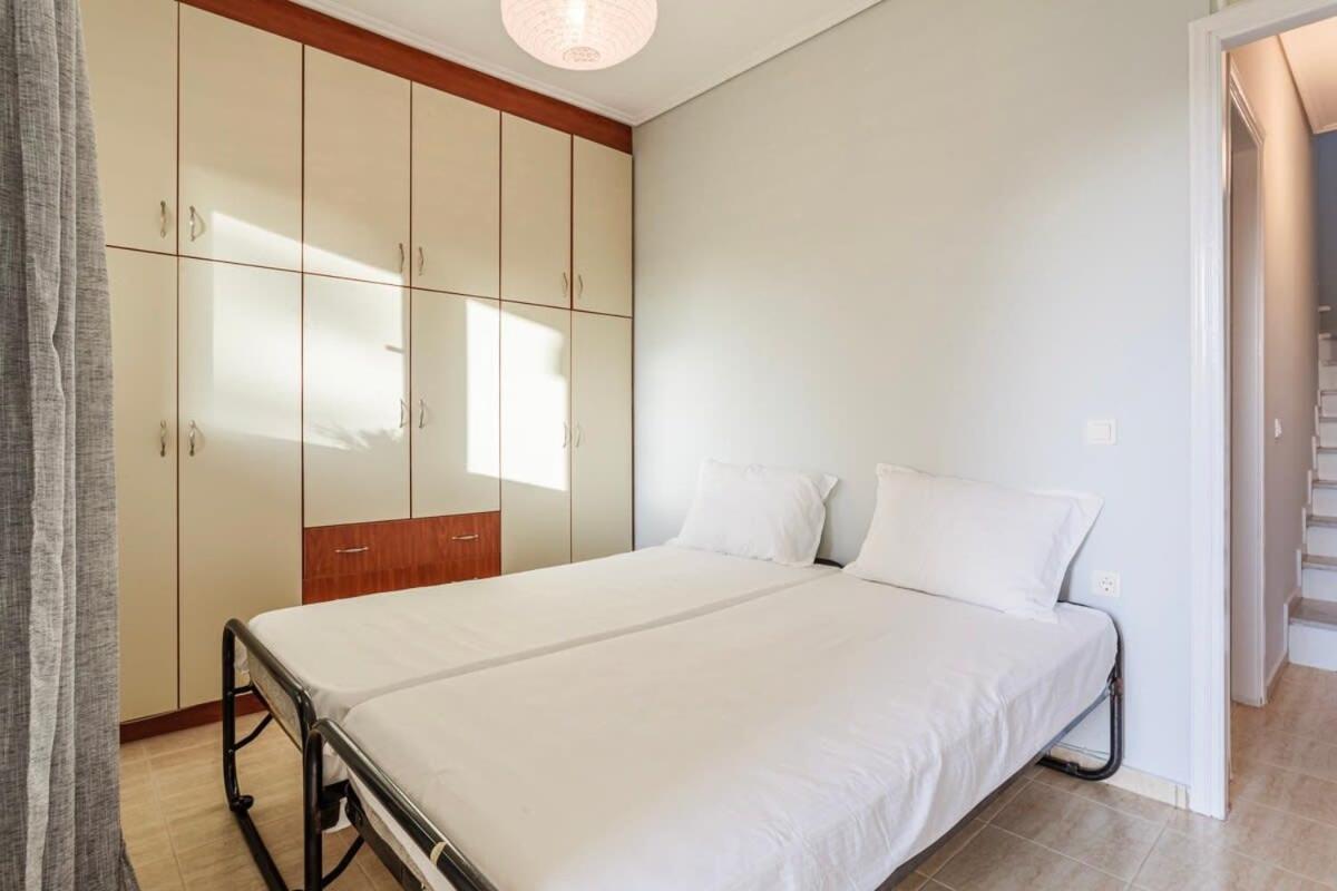 Seaview Terrace Haven-Perfect Location By The Sea Vila Calamata Exterior foto