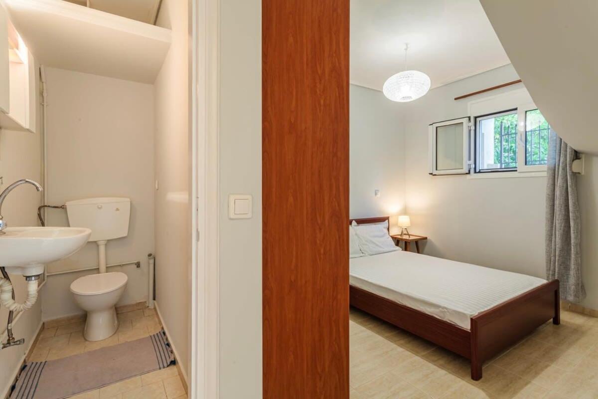 Seaview Terrace Haven-Perfect Location By The Sea Vila Calamata Exterior foto