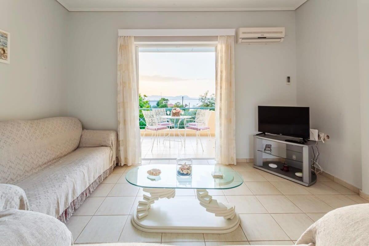 Seaview Terrace Haven-Perfect Location By The Sea Vila Calamata Exterior foto