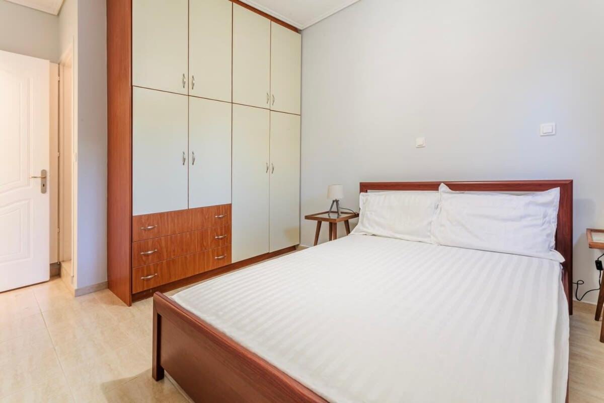 Seaview Terrace Haven-Perfect Location By The Sea Vila Calamata Exterior foto