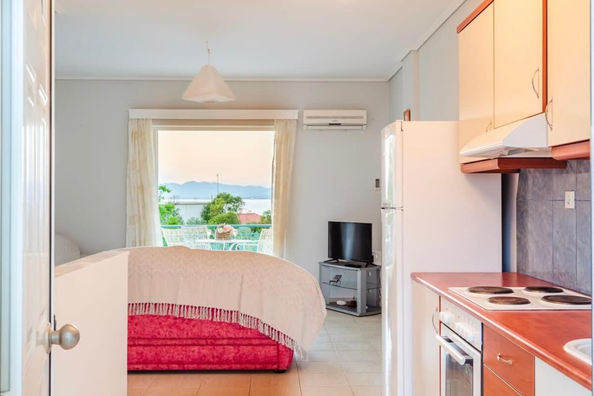 Seaview Terrace Haven-Perfect Location By The Sea Vila Calamata Exterior foto