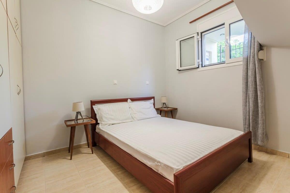 Seaview Terrace Haven-Perfect Location By The Sea Vila Calamata Exterior foto